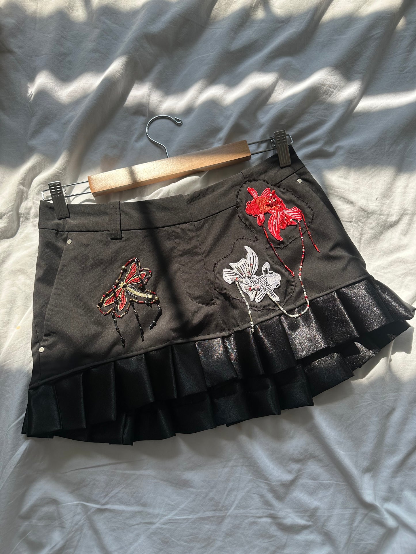 Embellished Koi Fish Pleated Mini Skirt Black & Red
