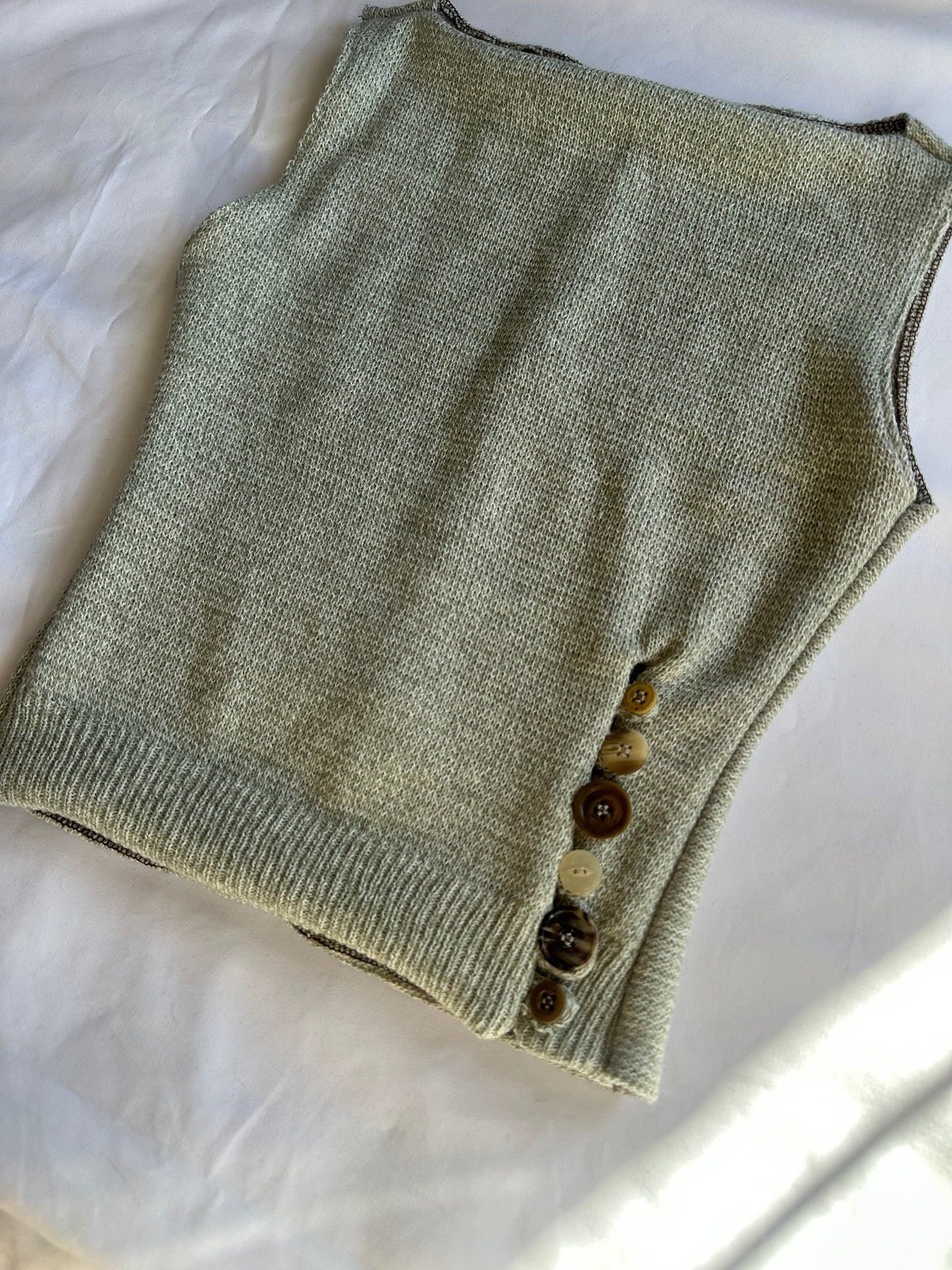 Button Top Pale Grey