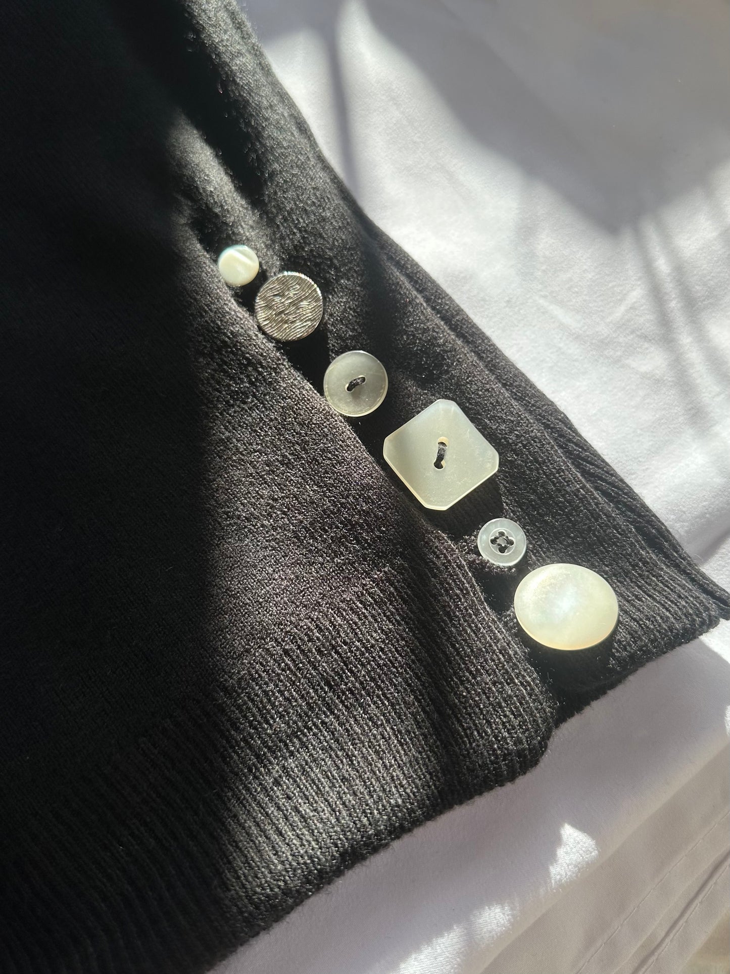 Button Top Black