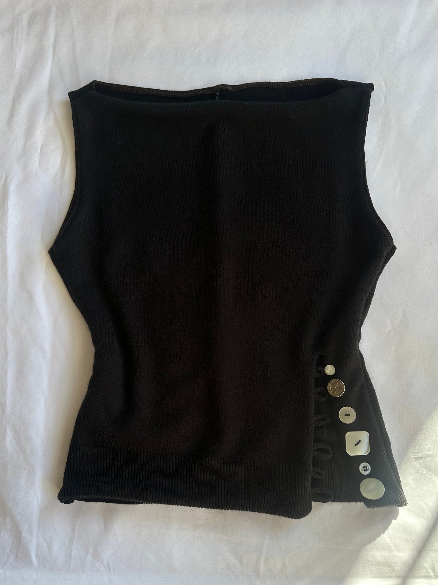 Button Top Black
