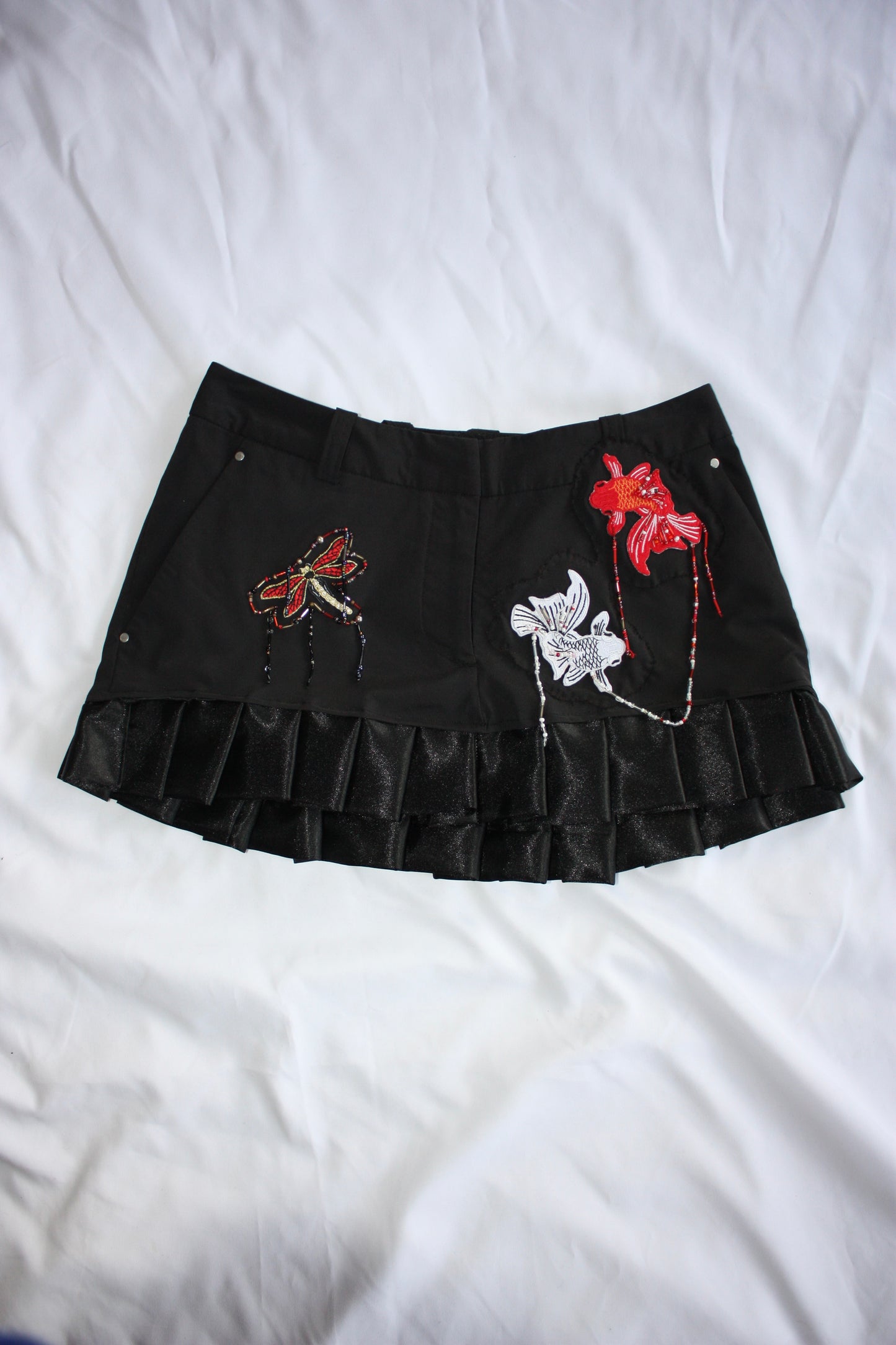Embellished Koi Fish Pleated Mini Skirt Black & Red